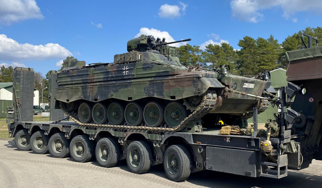 Polonya, ilk Leopard tanklarını Ukrayna'ya teslim etti