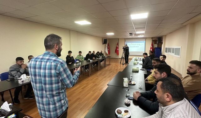 İstanbul’da Gençler Kasım Süleymani’yi Andı