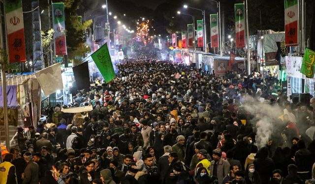 İran-Kirman'da Şehit Kasım Süleymani anıldı