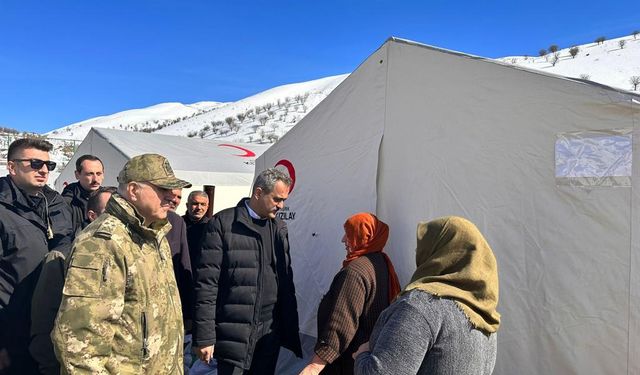 Milli Eğitim Bakanı Özer, Adıyaman'da incelemelerde bulundu