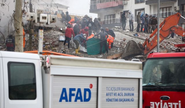 Depremden 122 saat sonra kurtarıldı