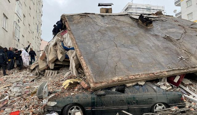 Deprem bölgesinde ‘artçı’ uyarısı