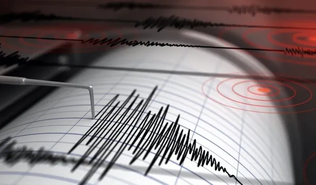 İran'ın güneybatısında 5,2 büyüklüğünde deprem