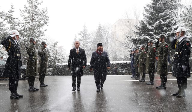 Hulusi Akar, Endonezya Savunma Bakanı ile görüştü