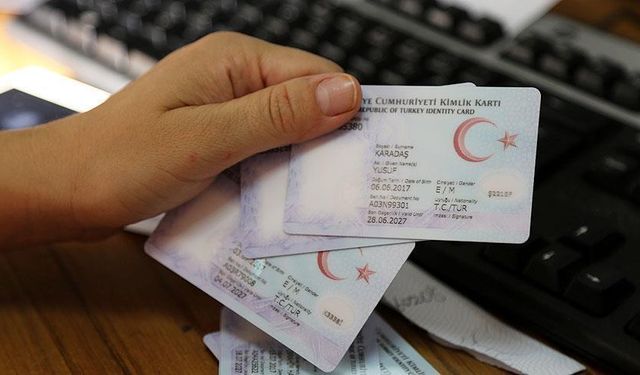 Yeni kimlik başvurularında afetzedelerden ücret alınmıyor