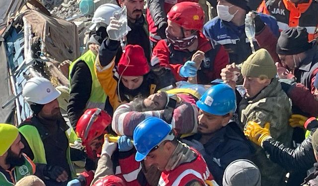 Depremin 7. gününde arama kurtarma çalışmaları sürüyor