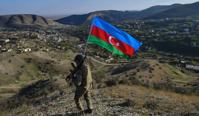 Azerbaycan: Sivil Ermeni nüfusunun tahliyesi için insani koridor oluşturuldu