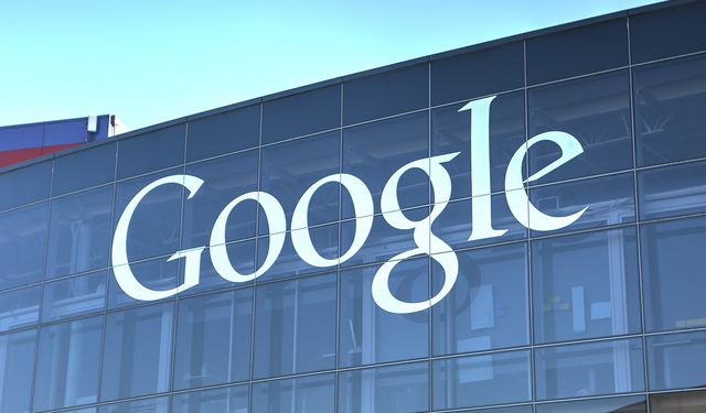 Google, Siyonist İsrail'i protesto eden çalışanı kovdu