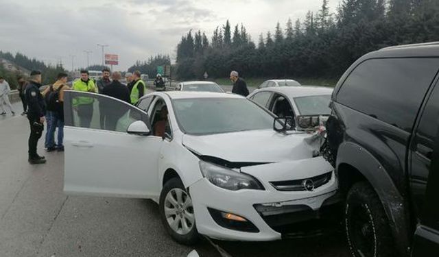 TEM'de kaza: Çok sayıda yaralı var