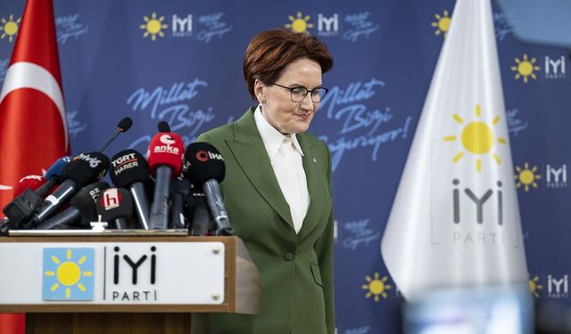 Akşener, belediye başkanlarıyla bir araya geldi