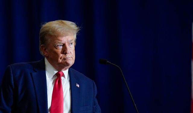 Trump'ın "Gizli belge" davasına bakacak avukatlar değişti