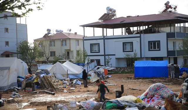 Kahramanmaraş'ta çıkan fırtınada bir kişi öldü