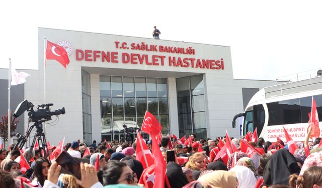 Defne Devlet Hastanesi hizmete açıldı