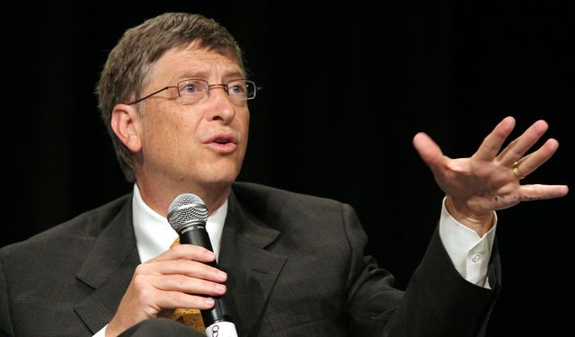 Bill Gates: Yapay zeka Google ve Amazon gibi şirketleri bitirebilir