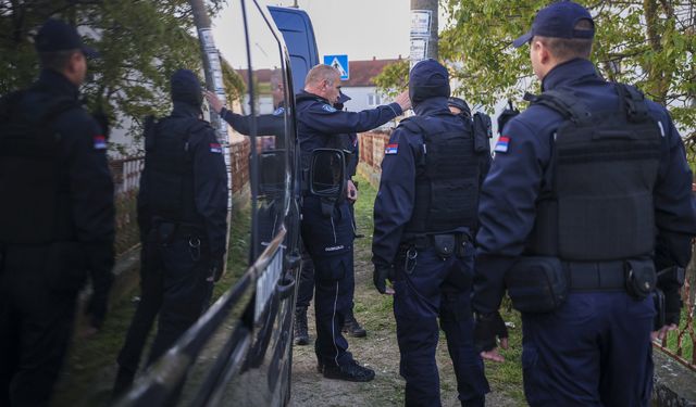 Sırbistan'da okullar 'bomba ihbarı' nedeniyle tahliye edildi