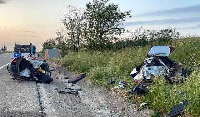 Nişanlı çift, nikahlarına bir gün kala kazada hayatını kaybetti