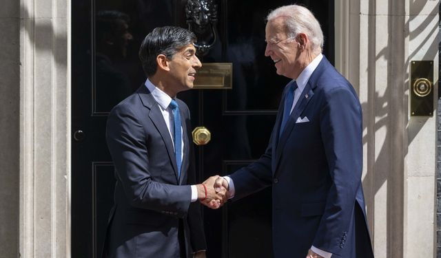 ABD Başkanı Biden, NATO Zirvesi öncesi İngiltere Başbakanı Sunak'la görüştü