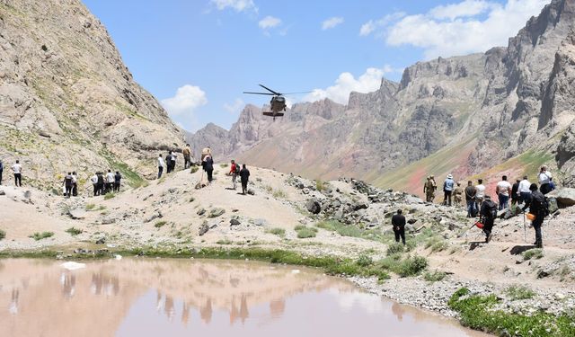 Cilo buzullarında kaybolan 2 kişiden birinin cansız bedenine ulaşıldı