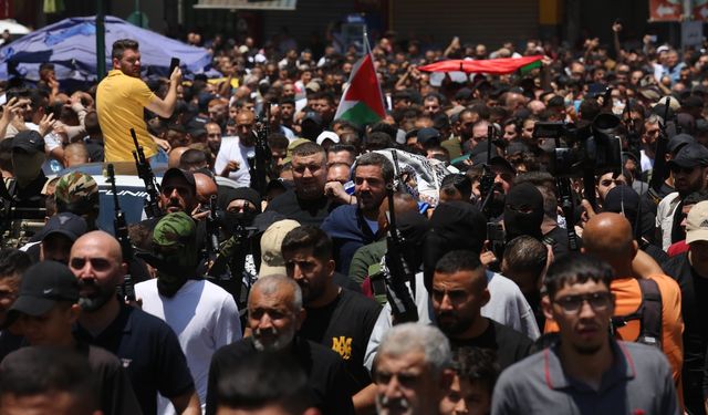 İşgal rejimi Nablus'a düzenledikleri baskında 2 Filistinliyi katletti