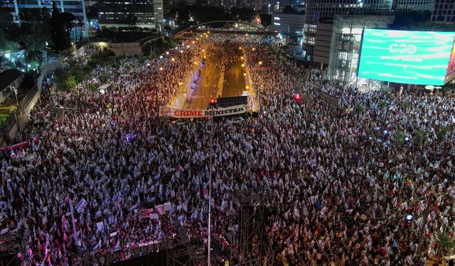 İşgal altındaki topraklarda yüz binlerce kişi yine sokaklarda