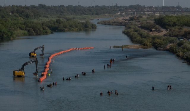 ABD'nin göçmenlere karşı kullandığı testereli şamandıra tepki çekti