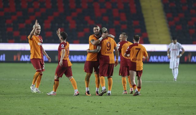 Galatasaray Gaziantep deplasmanında üçledi