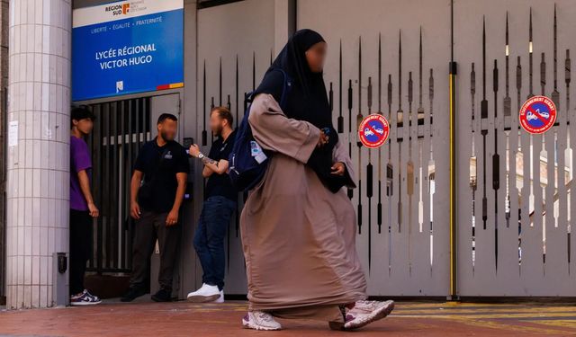 Fransa'da Danıştay abaya yasağına ilişkin kararını 2 gün içinde verecek