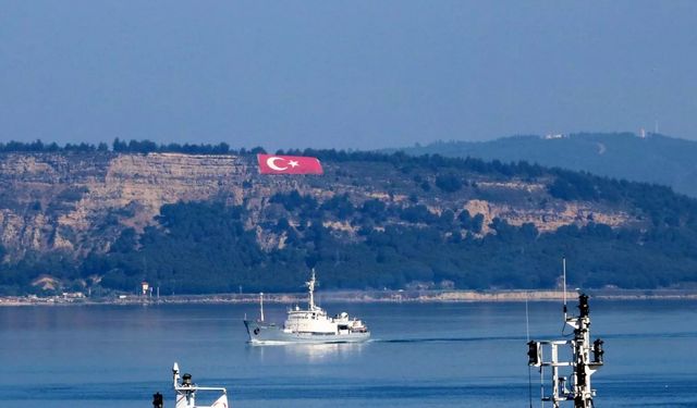 Çanakkale Boğazı'nda gemi trafiği askıya alındı