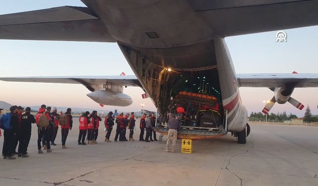 Libya'ya gidecek ikinci uçak Ankara'dan hareket etti