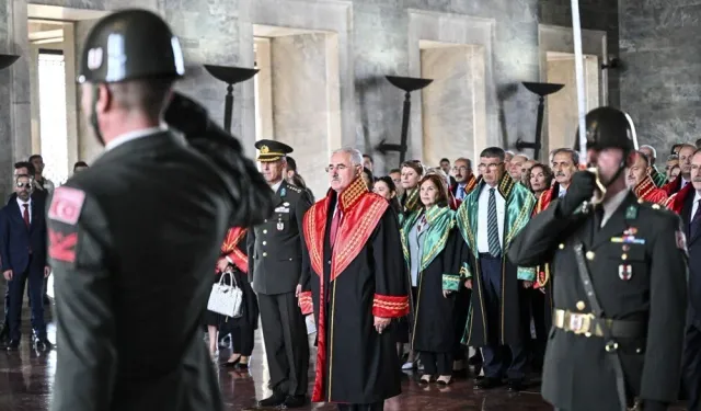 Yargıtay üyeleri Anıtkabir'i ziyaret etti