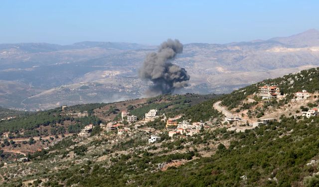 İşgalci İsrail, Lübnan'a hava saldırısı düzenledi