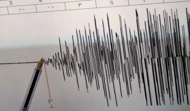 Manisa'da 4,8 büyüklüğünde deprem