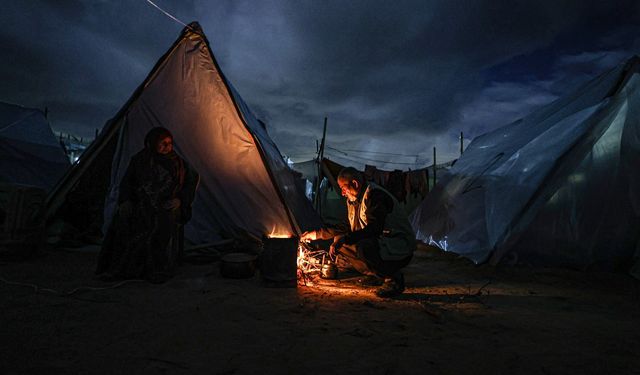 Gazze Şeridi'nde iletişim tamamen kesildi