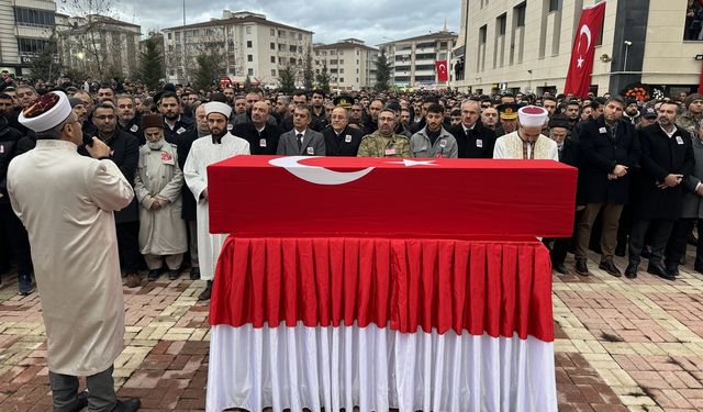 'Pençe Kilit' şehitleri son yolculuğuna uğurlandı