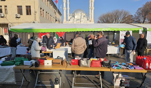 Iğdır'da Filistin'e destek kermesi düzenlendi