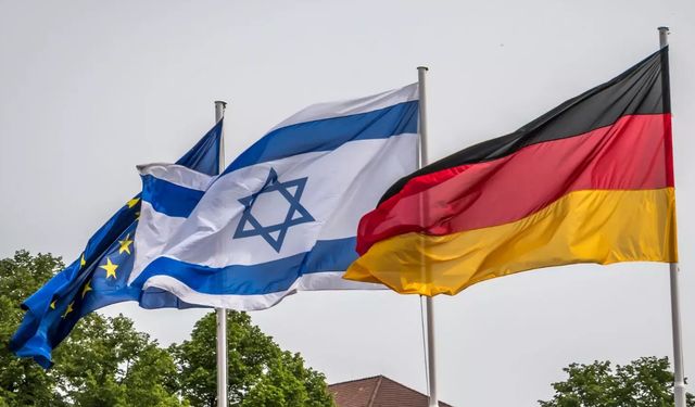 Alman hükümeti Siyonist İsrail'e silah satışını tartışıyor