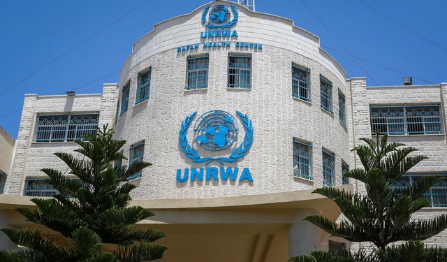 Siyonist İsrail'in UNRWA'yı terör örgütü olarak sınıflandırma girişimlerine tepki