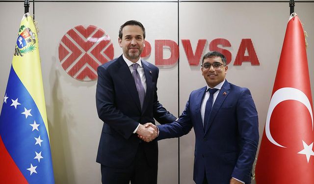 Bakan Bayraktar'ın Venezuela'da diplomasi trafiği