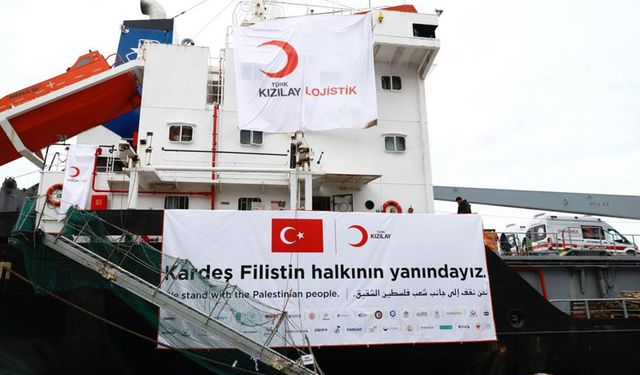 Türk Kızılay'ın yardım gemisi Gazze'ye doğru yola çıktı