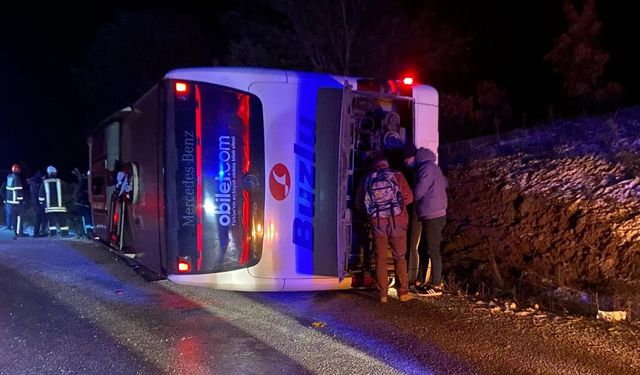 Kütahya'da otobüs kazası: 18 yaralı