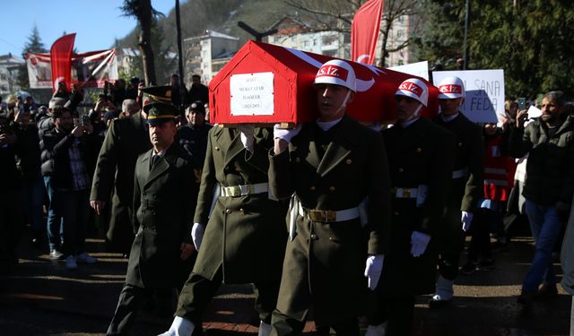 Pençe Kilit şehitleri son yolculuğuna uğurlandı