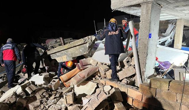 Şanlıurfa’da iki katlı ev çöktü: 2 ölü, 8 yaralı