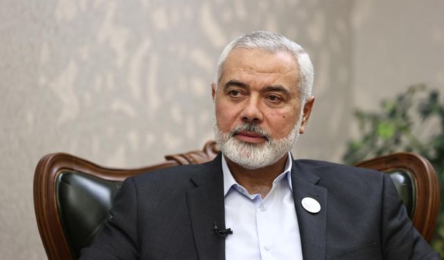 Hamas lideri Haniye’nin 3 oğlu ile 2 torunu İsrail saldırısında şehit oldu