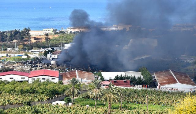 Katil İsrail Lübnan'a saldırdı: Bir anne ile 7 yaşındaki kızı şehit oldu