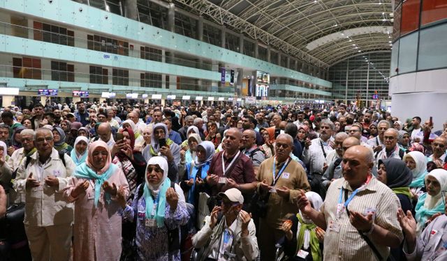 Kutsal topraklara yolculuk başladı