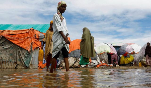 Somali'de şiddetli yağışlar nedeniyle en az 8 bin kişi evini terk etti