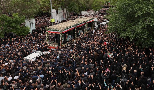 İran Cumhurbaşkanı Reisi’nin cenazesi Tahran’a getirildi