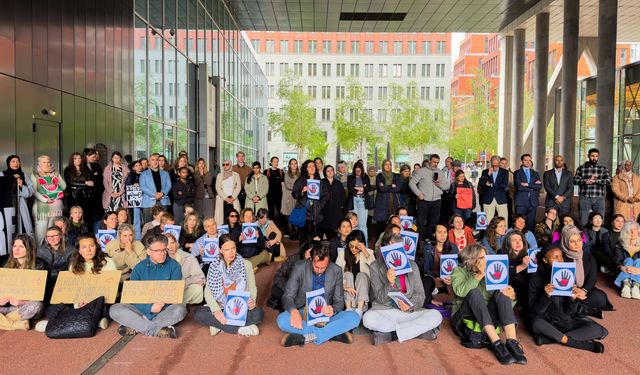 Hollanda'da devlet memurları, hükümeti protesto etmek için 6 aydır eylem yapıyor