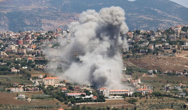 Katil İsrail'in Lübnan'ın güneyinde düzenlediği saldırıda 2 kişi şehit oldu