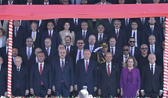 Cumhurbaşkanı Erdoğan KKTC'de çözüm çağrısı yaptı